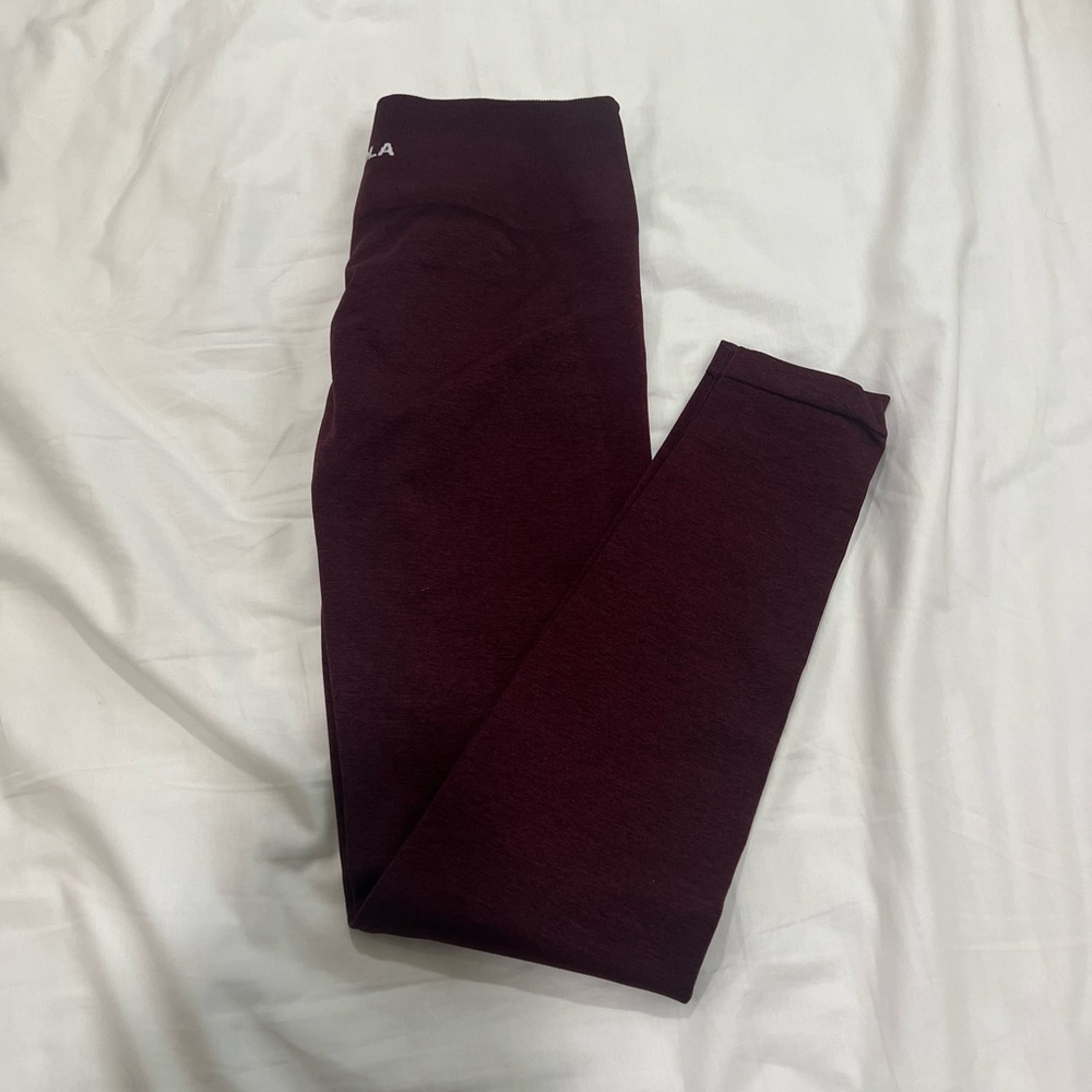 Aurola Women's Burgundy Leggings